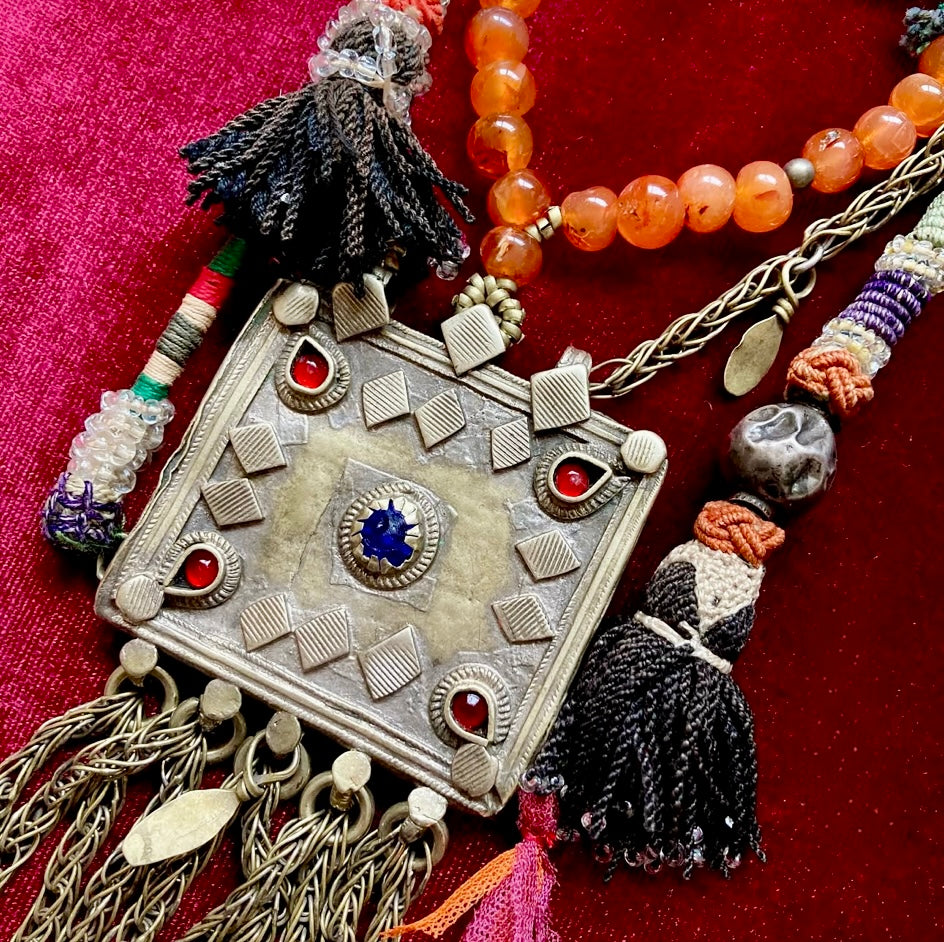 COLLANA ETNICA ANTICA ."AGATA"