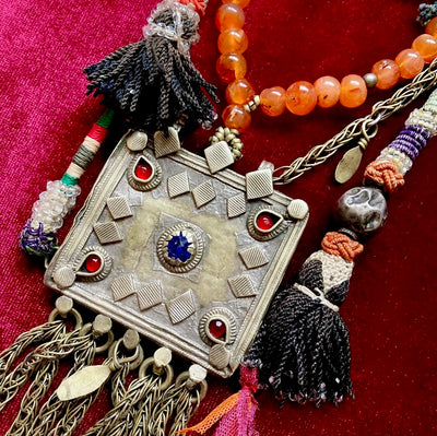 COLLANA ETNICA ANTICA ."AGATA"