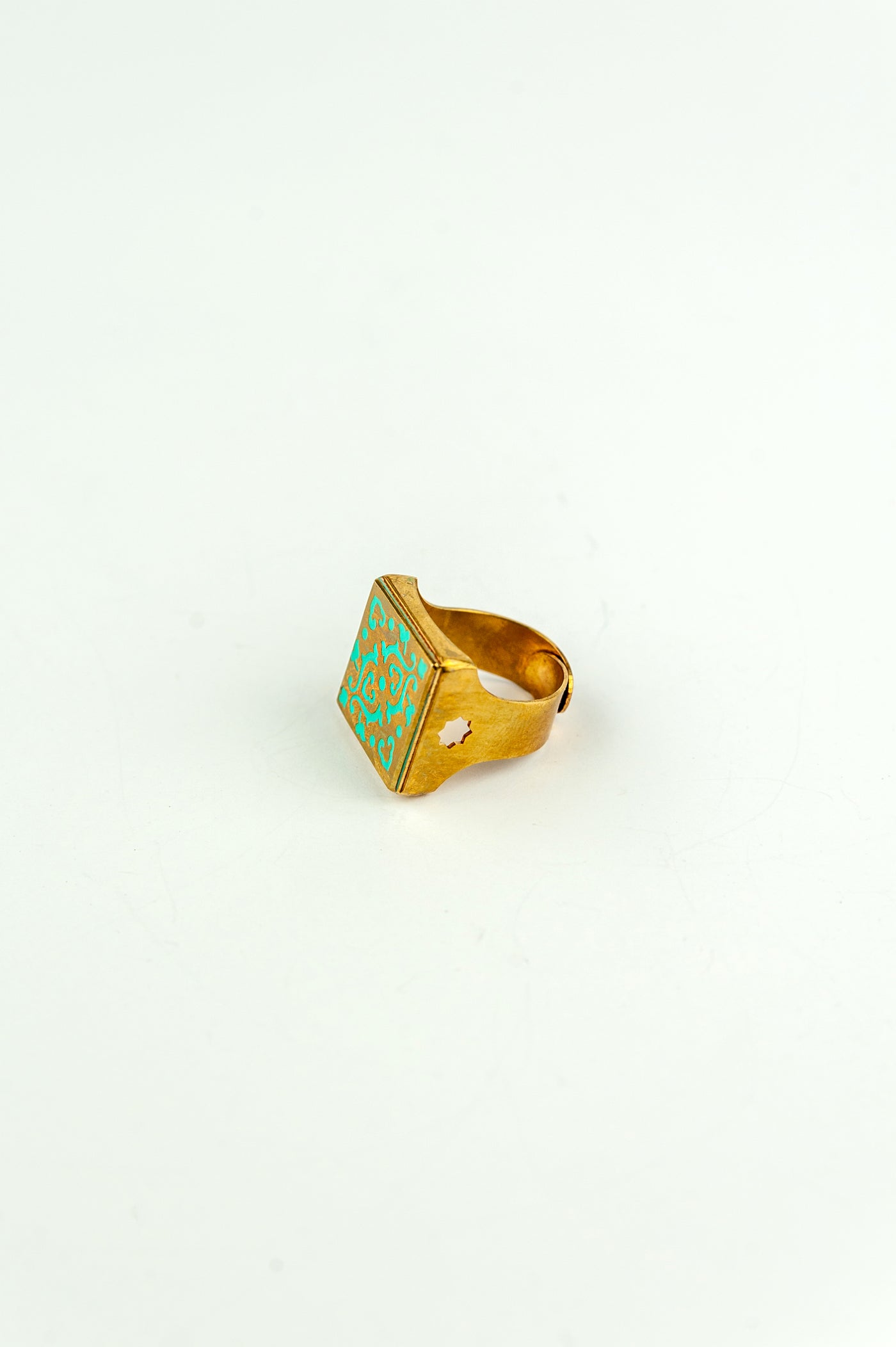 Anello in ottone. “ESFAHAN”